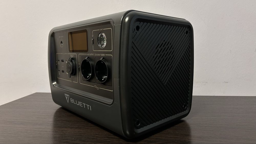 Зарядна станція Bluetti PowerOak EB70, 1000 Вт, 716 Вт*год