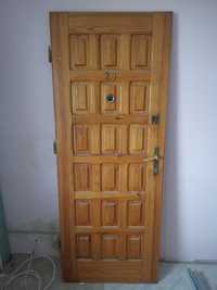 Drzwi drewniane typu PRL 197x77
