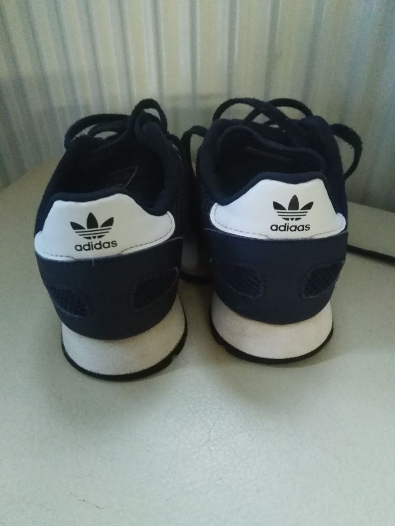 Adidasy chłopięce Adidas Ortholite r. 31,5