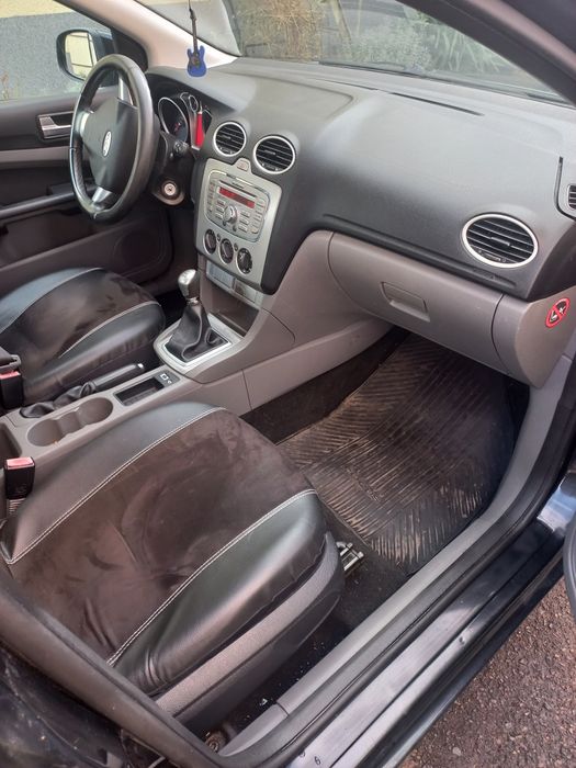 Форд фокус 2009рік