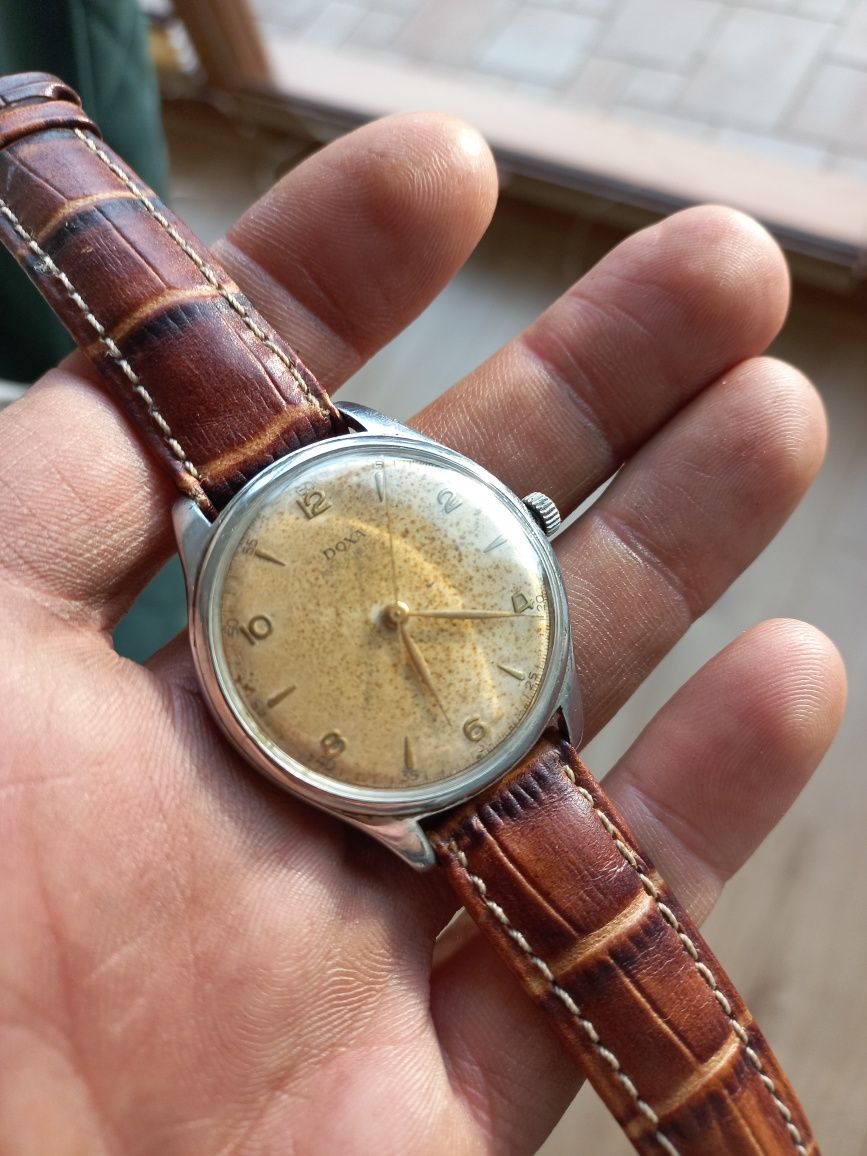Zegarek Doxa Swiss