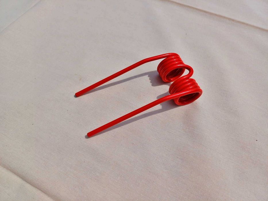 Palec podbieracza prasy KRONE dł 16 szer 7,4 cm Sprężyna Pazur Cęgi