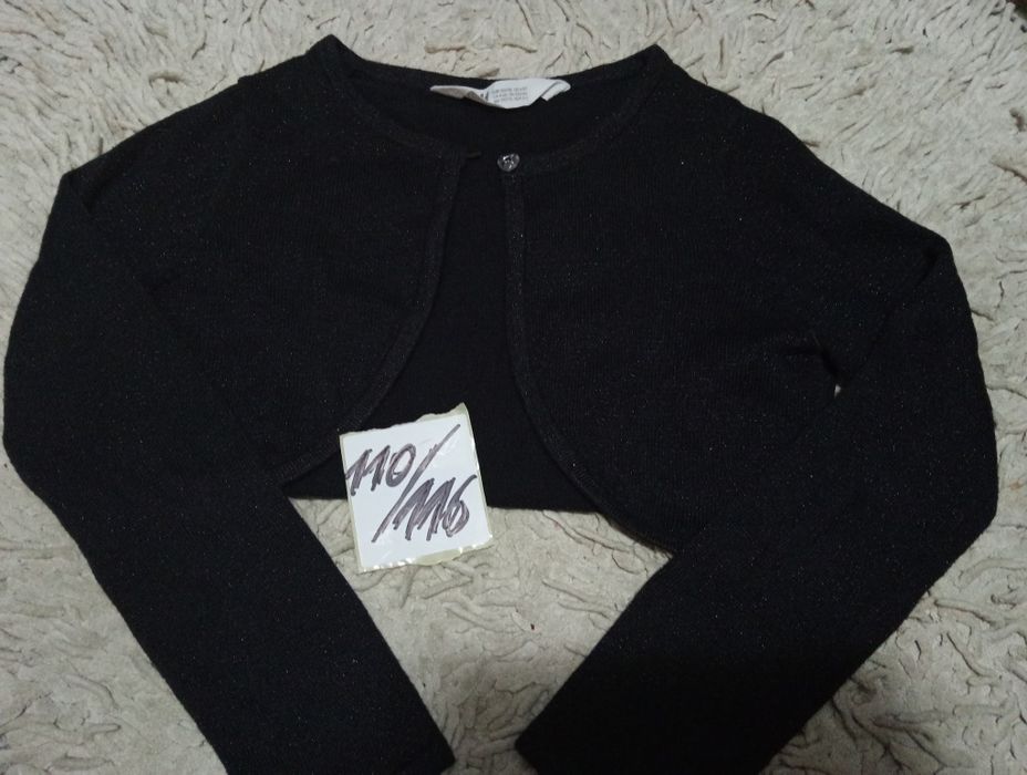 Czarny sweterek - bolerko HM roz.110-116.