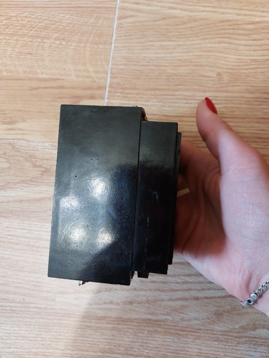 Автоматический выключатель АЕ 202 ЗФ, 4А. 220-380V