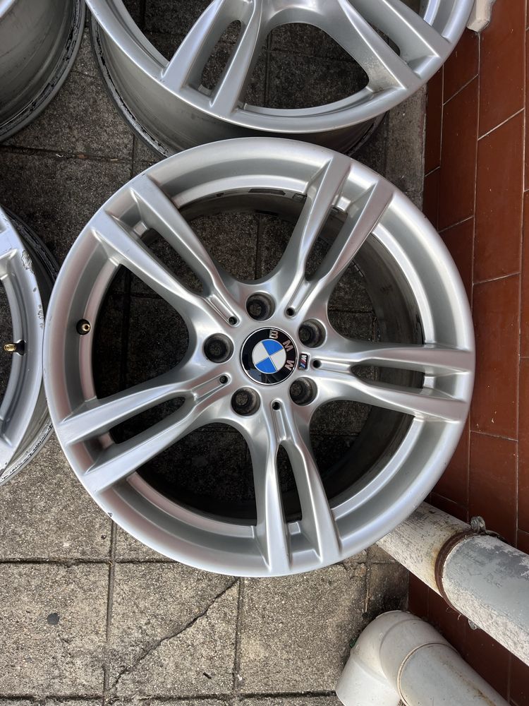 Jantes 18” 5x120 Originais BMW F30 Style 400m serie 3/4