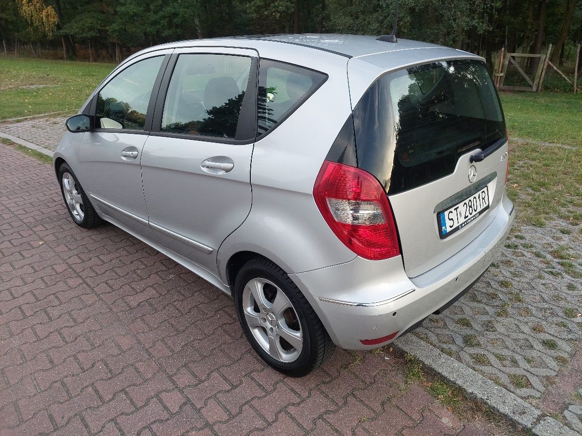 Mercedes w169 a klasa 2.0 cdi automat, Skóra