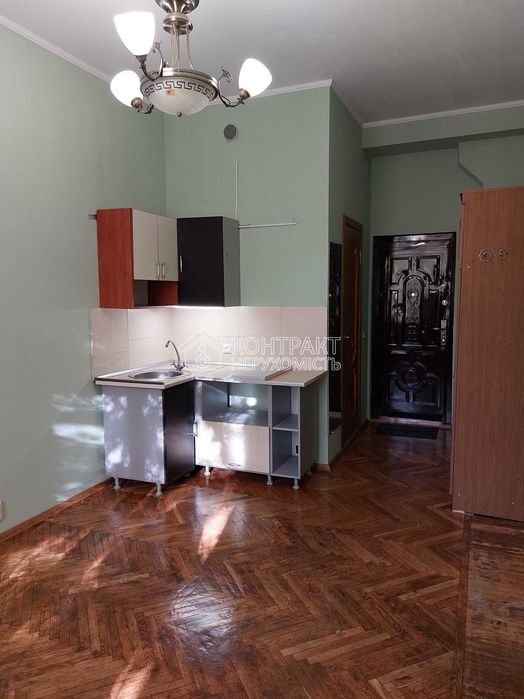 Продам гостинку у Холодногірському районі Торг