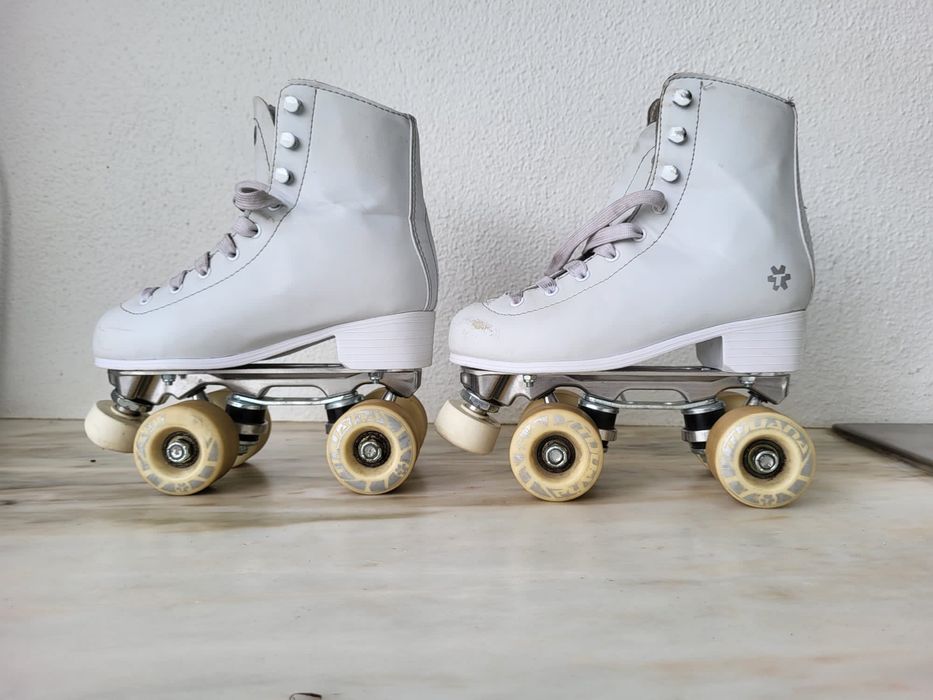 Patins Criança Nr 33 - bom estado