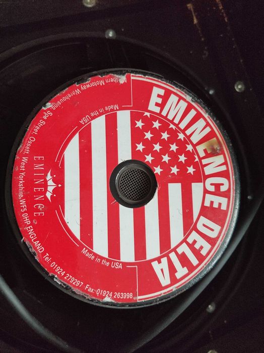 Kolumna basowa na Eminence Delta 15"