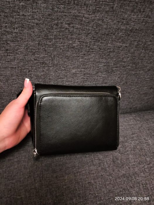 Жіноча маленька сумочка