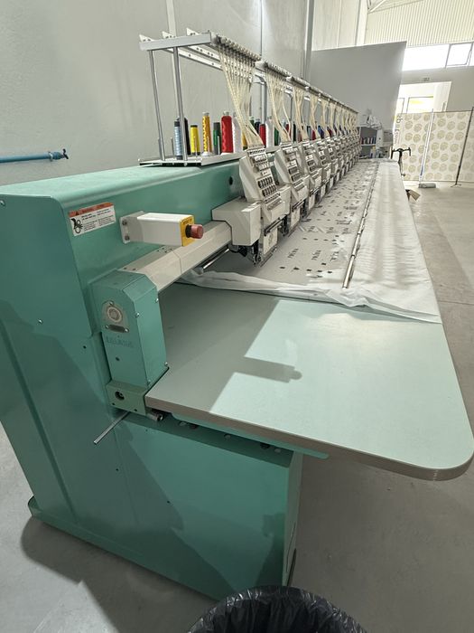 Vendo maquina de bordados Tajima - 12 cabecas