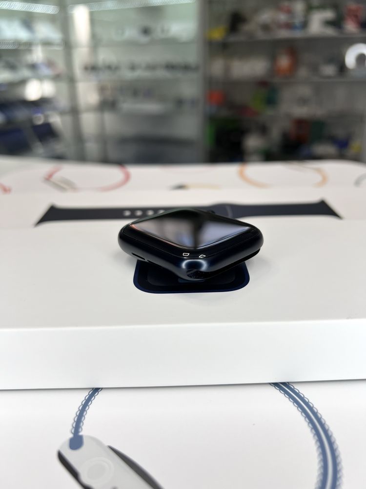 Apple Watch SE 2 44mm Midnight