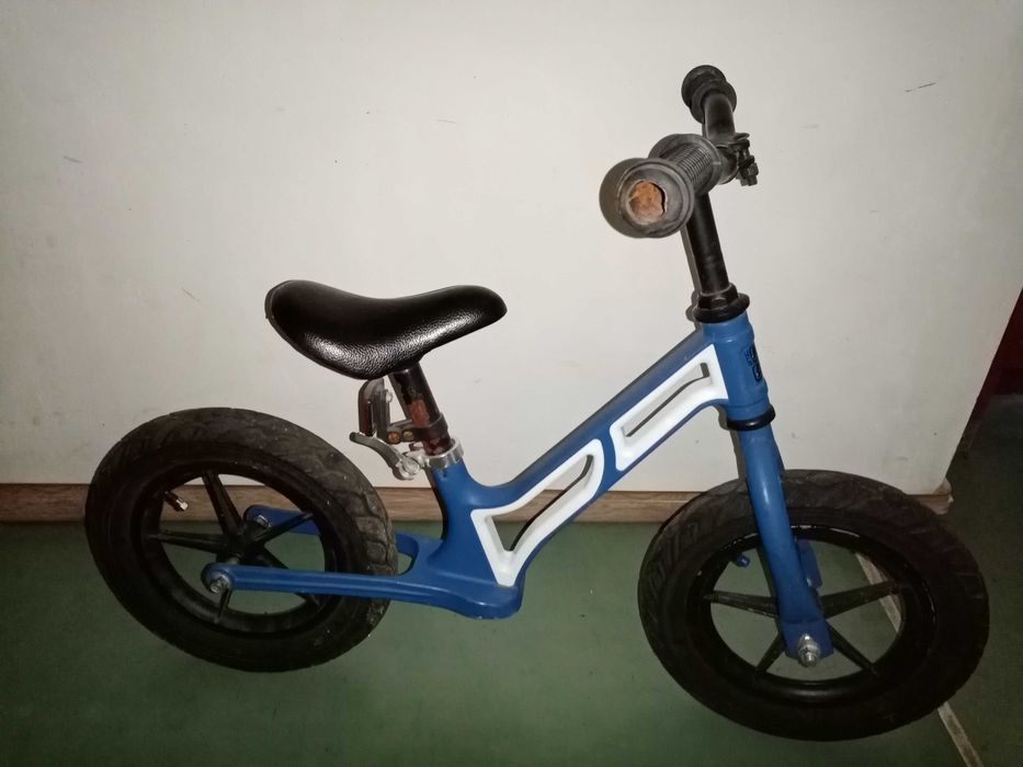 Велобіг дитячий. Вживаний в гарному стані