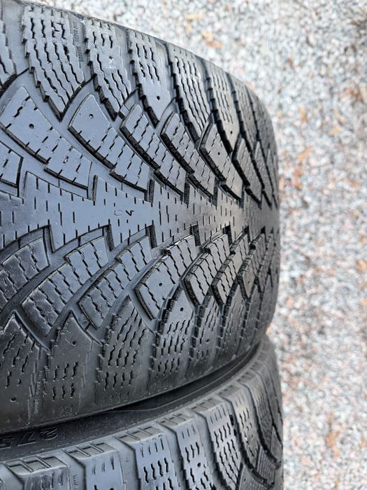 Зимові шини(резина) 275/40 R20 “NOKIAN” Hakkapeliitta - 2шт.