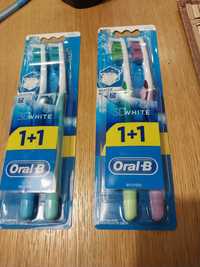 набор зубных щеток /зубная щетка 3D White Oral B 1+1