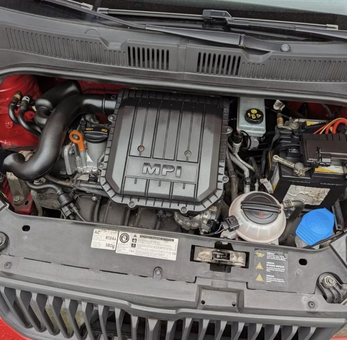 Skoda citigo lampa przód przednia lewa europejska ładna