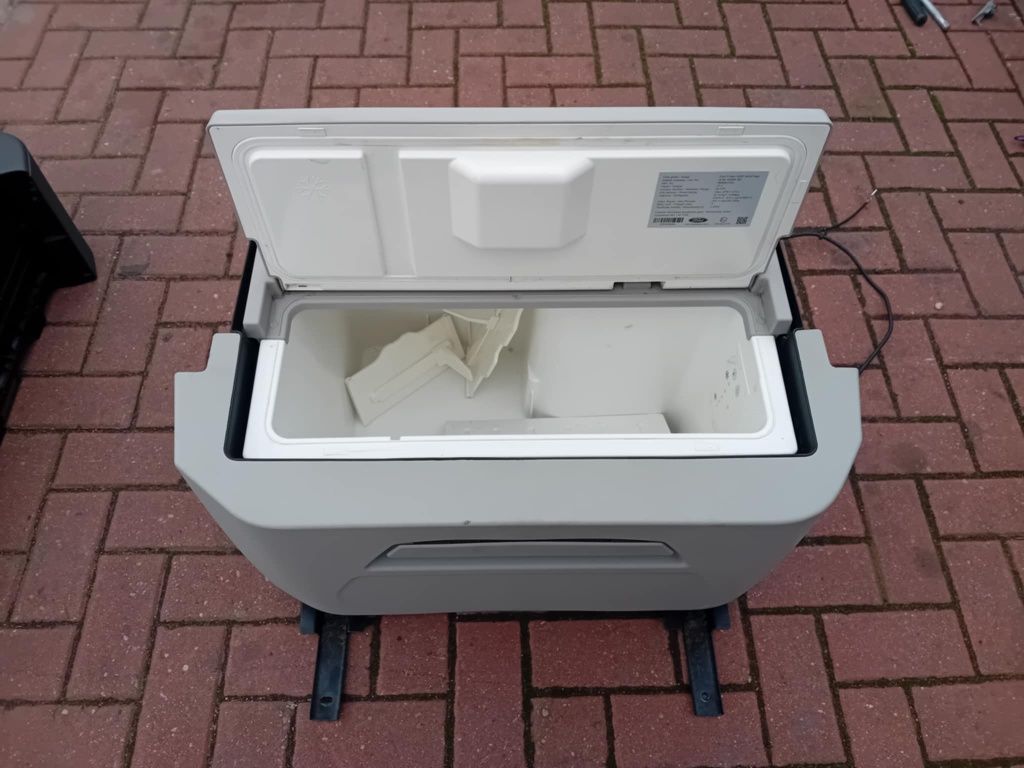 Sprzedam lodówkę Ford F-Max