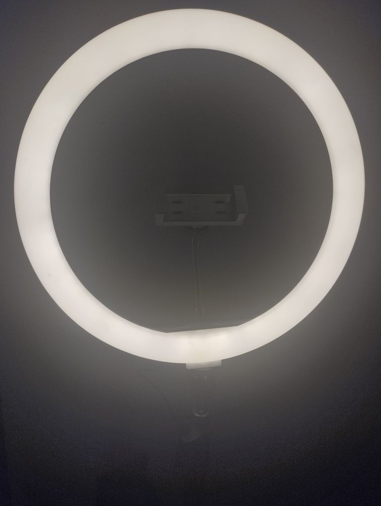 Lampa pierścieniowa do selfie statyw
