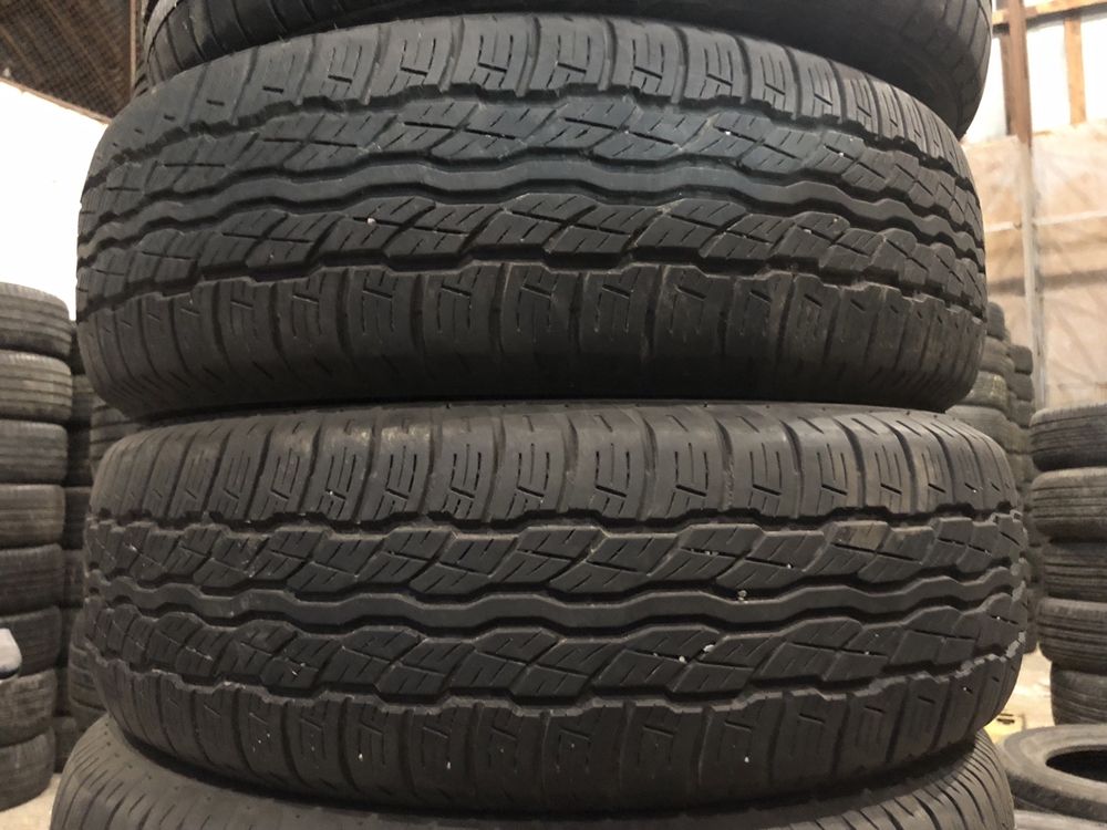 Шини 225/65 17 Bridgestone комплект