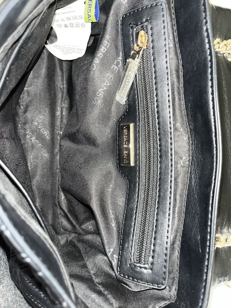 Bolsa versace preta com dourado