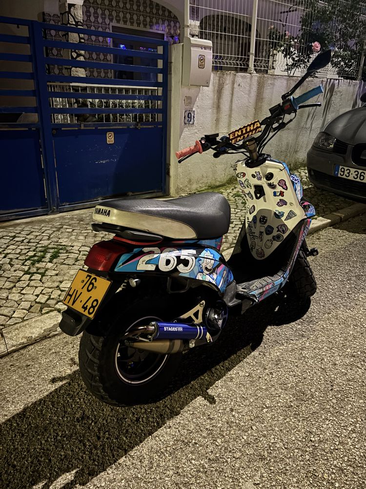 Bws 50cc com material