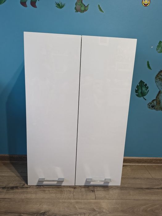 Szafka łazienkowa wisząca połysk