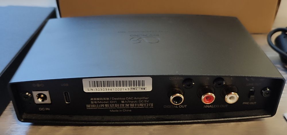 Shanling EH1  – настольный ЦАП и усилитель для наушников