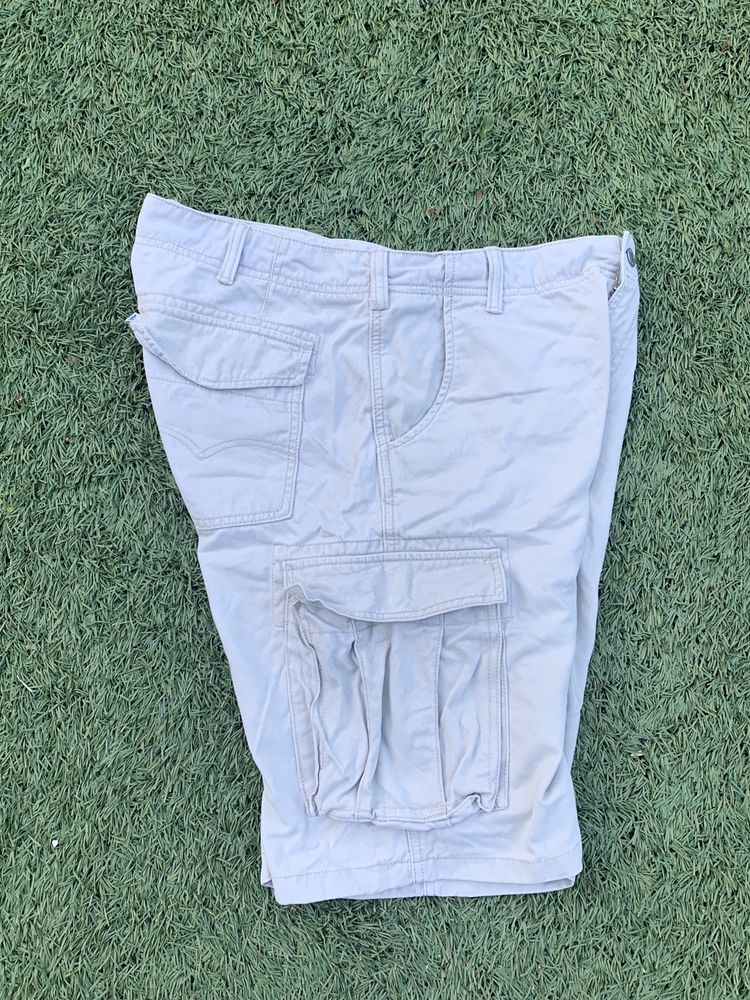 Білі шорти Levis size XL