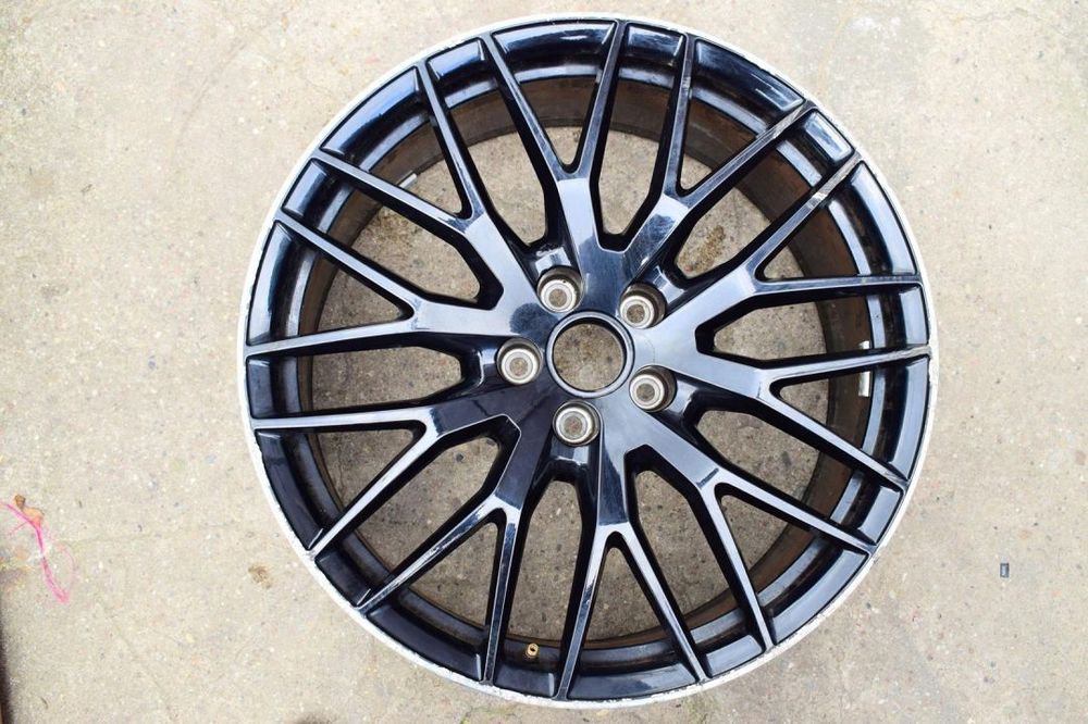 AUDI 20&#039;&#039; ,,RS&#039;&#039; TT 8S0 NOWY MODEL!! ORYGINAŁ!!!