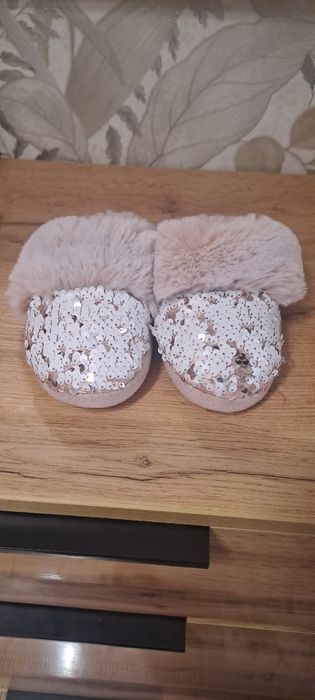 Капці домашні шльопанці для дівчинки