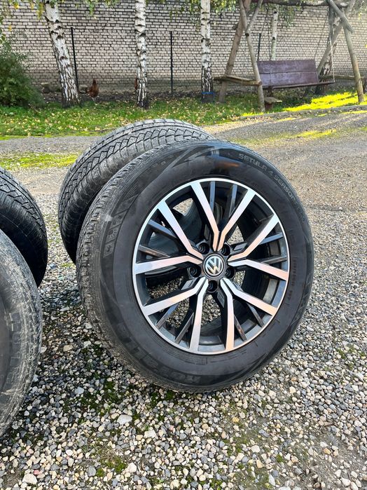 2 Komplety Opon zimowych 17'