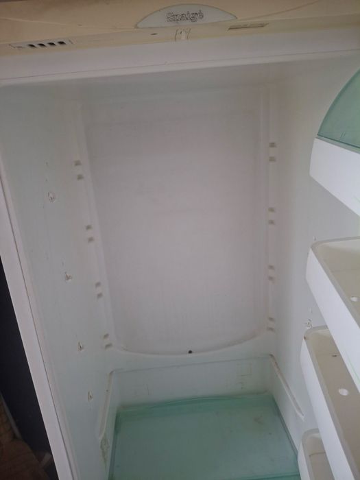 Холодильник Snaige