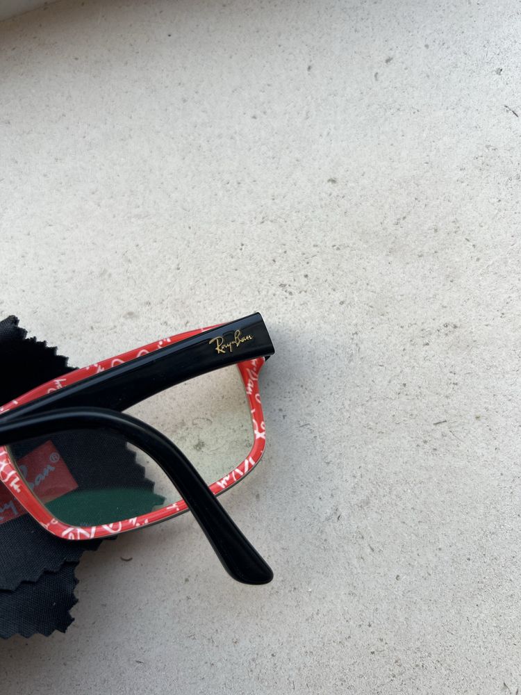 Óculos Ray-Ban com Caixa