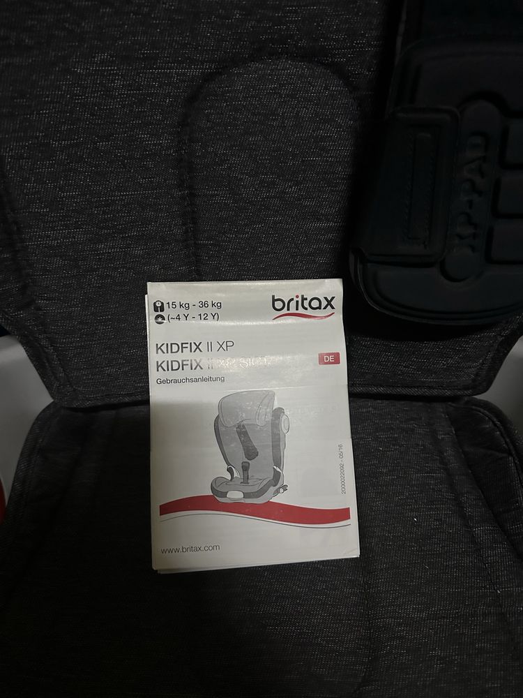Автокрісло Britax Romer Kidfix II XP