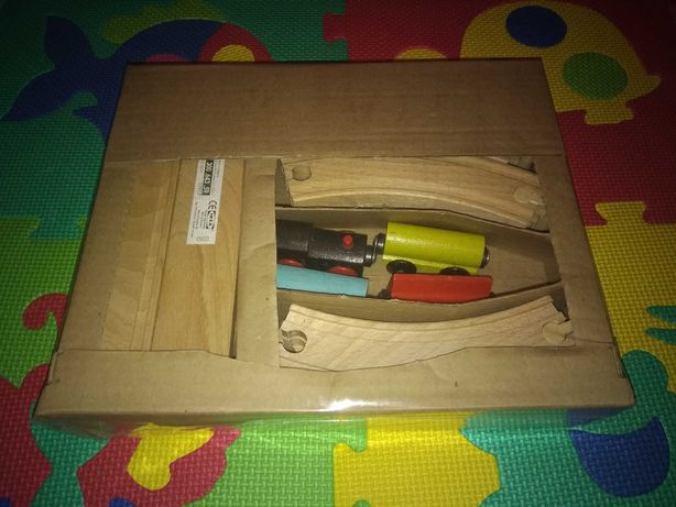 Деревянные развивающие игрушки, шнуровки, железная дорога Ikea Lilabo