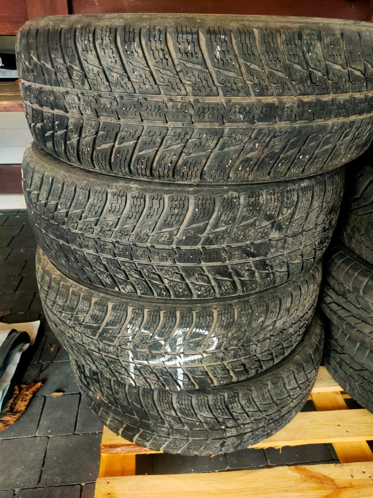 Opony 225/65 R17