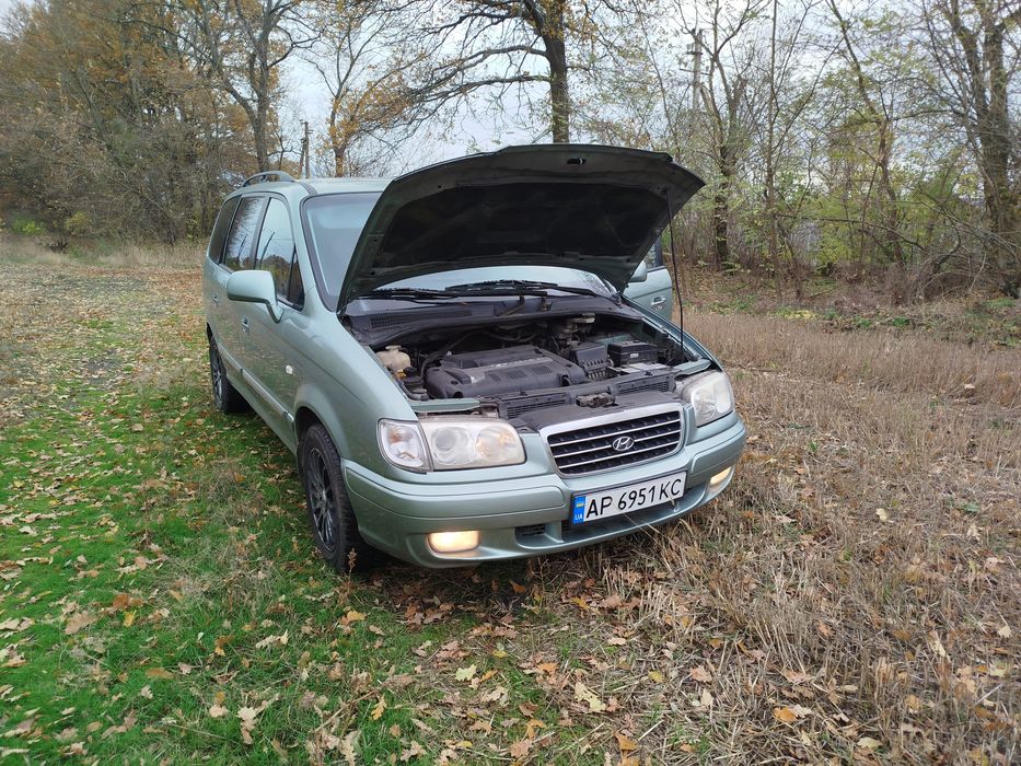 Продам надійного мінівена