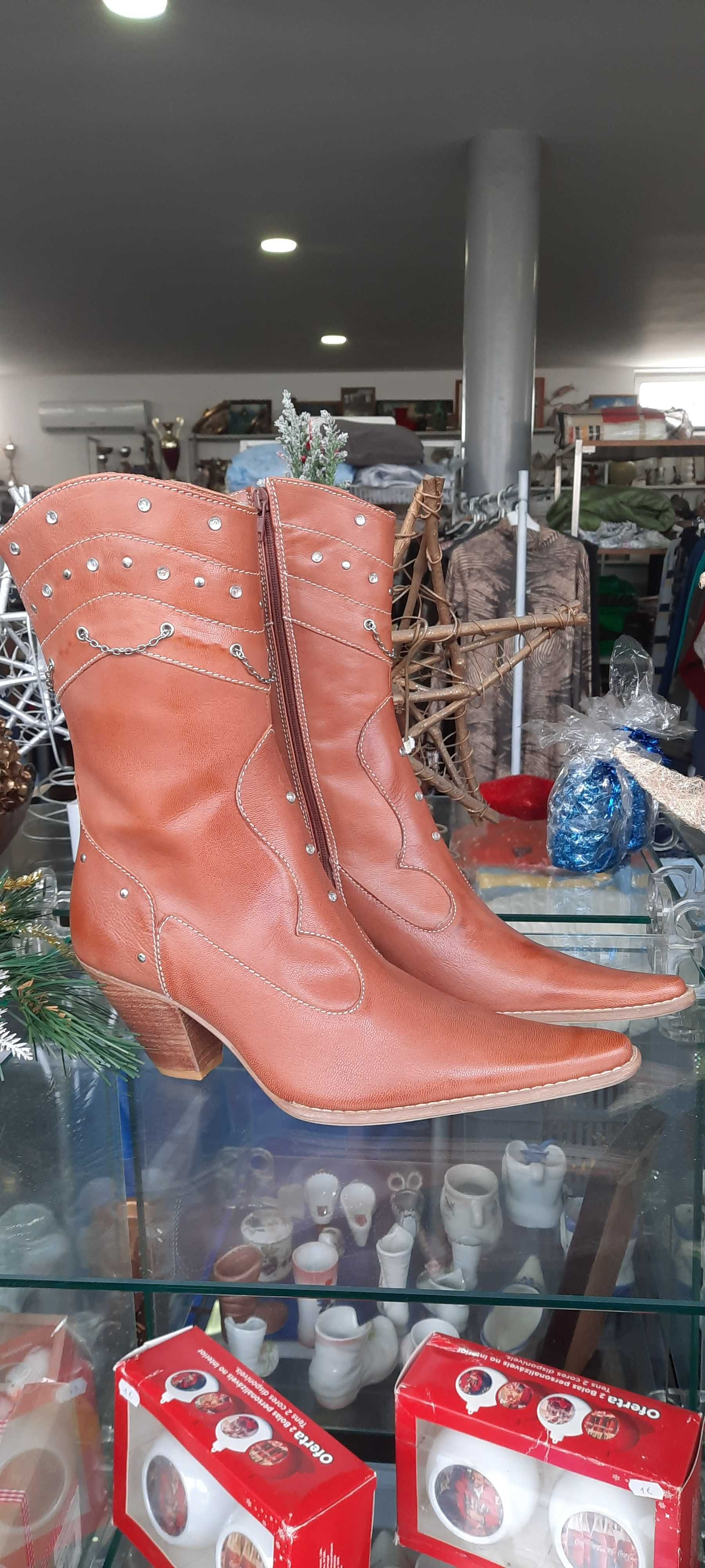 Lote botas Charles  (outlet)