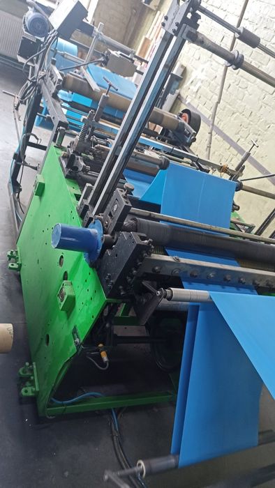 Машина для виробництва мішків для сміття в рулонах , руломат