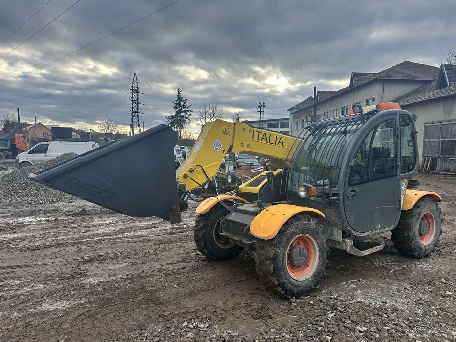 Dieci 30,6 телескопічний навантажувач Manitou