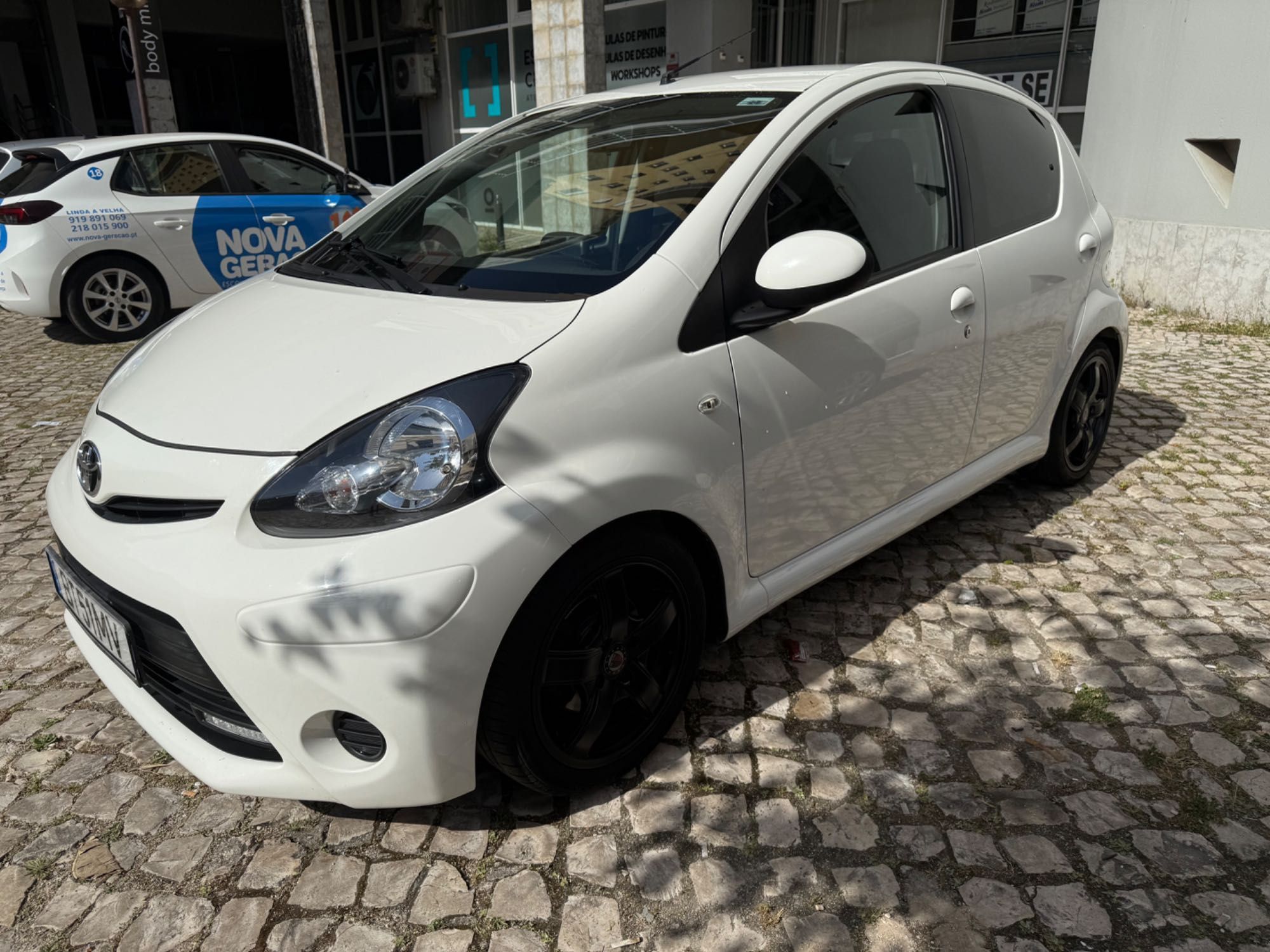 Toyota Aygo 2013 cor branca