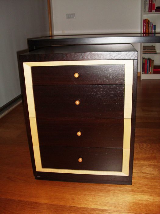 Secretária - Mobiliário de autor