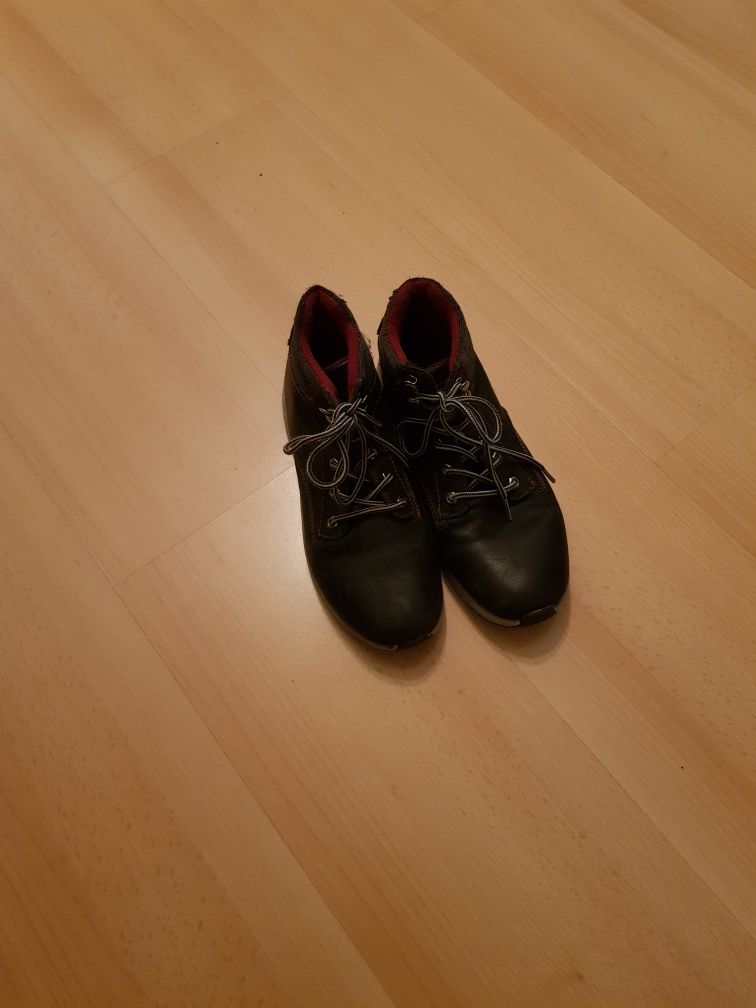 Buty jesienne  rozmiar  37