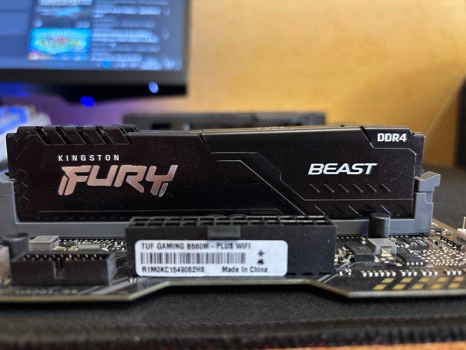 ПРОДАЮ КОМПЛЕКТ Asus TUFGaming B560MPlus Wi-Fi + Intel Core i7 10700KF