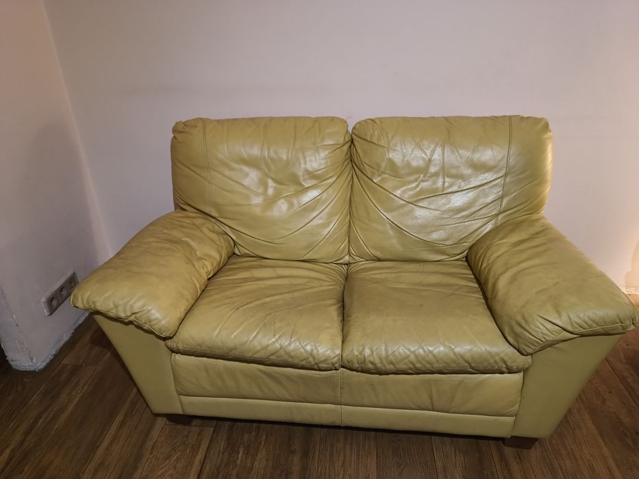 Sofa+fotel+podnóżek - całość za darmo