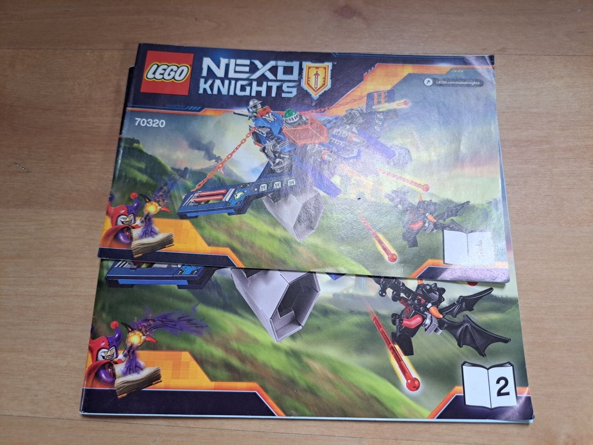 LEGO Nexo Knights 70320 Myśliwiec V2 Aarona