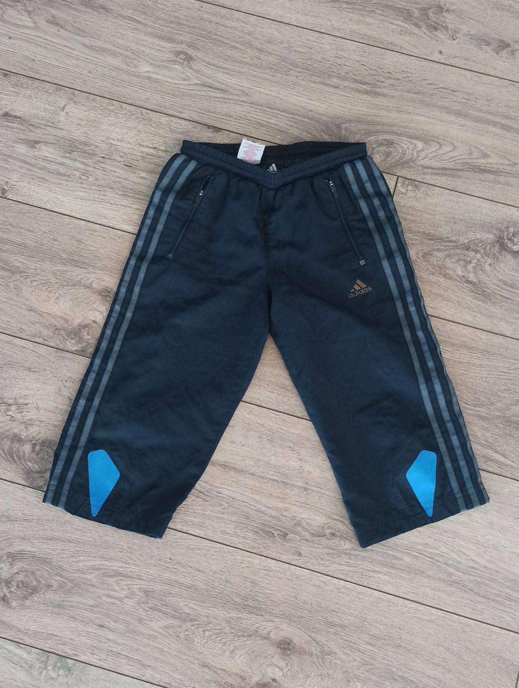 Adidas spodenki chłopięce