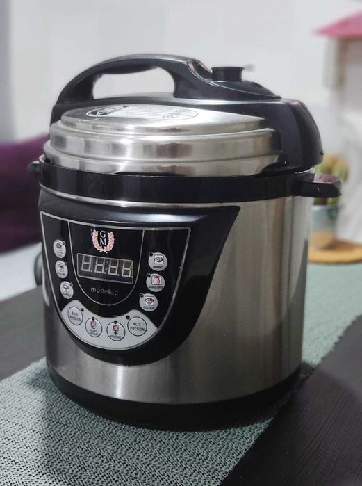 Panela de Pressão elétrica 6L