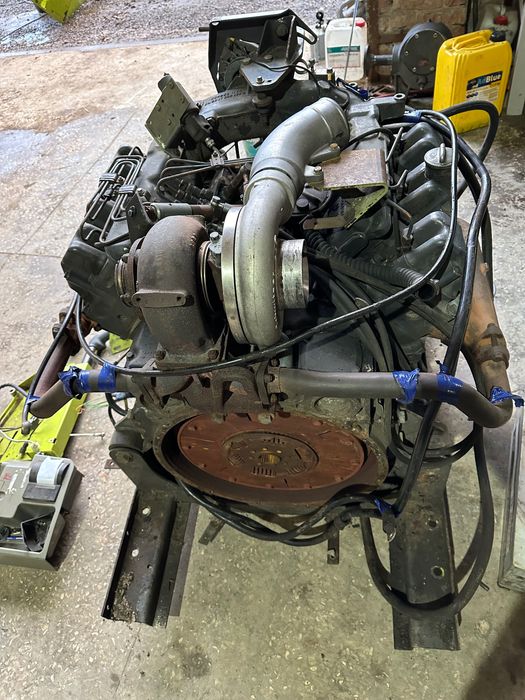 Двигун Mercedes до комбайну Claas Lexion 480