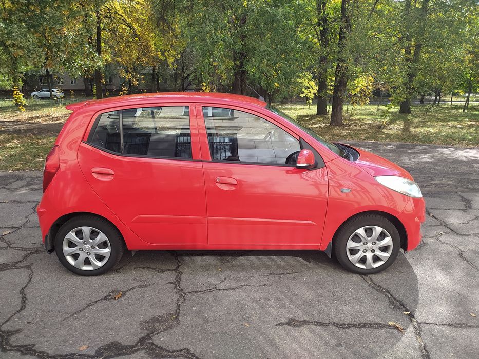 HYUNDAI i 10 Автомат
